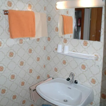 Oda ve Kahvaltı Haus Gassner